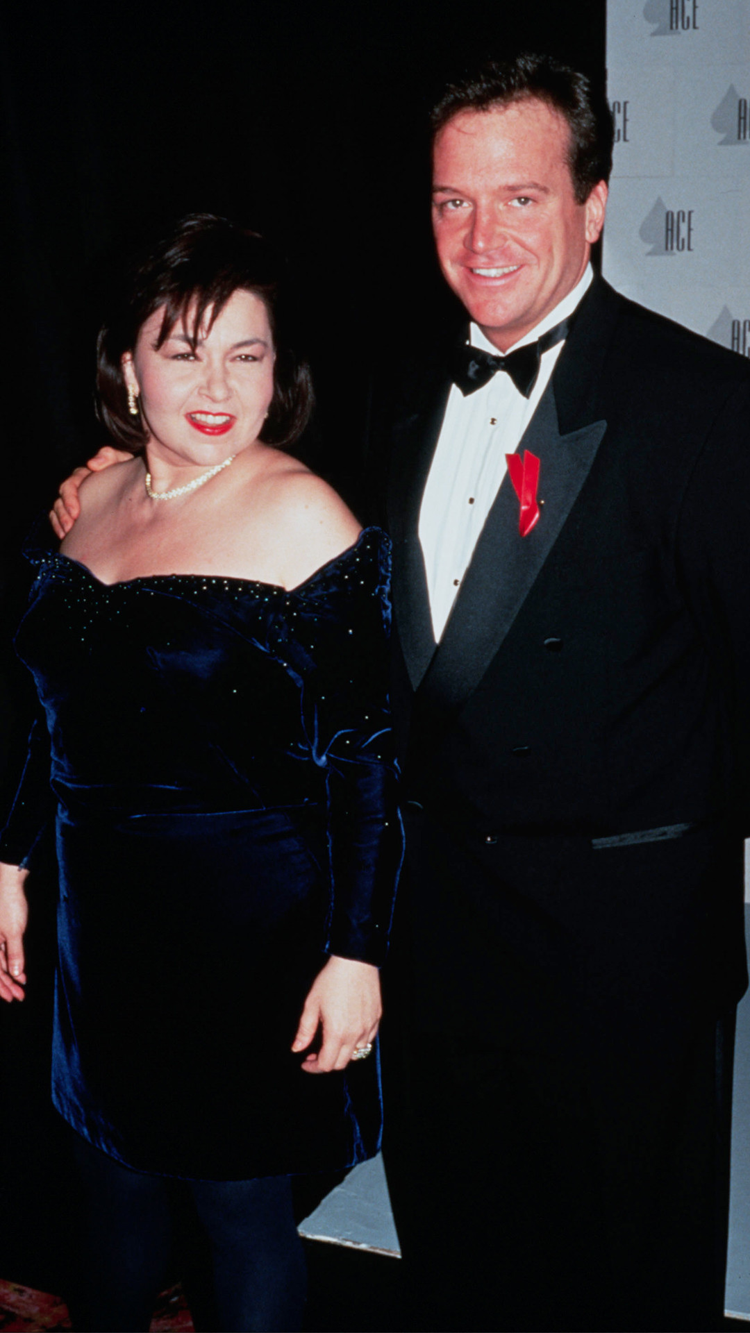 Tom Arnold Briefly Romanced Laurie Metcalf Before Roseanne Barr - Big Tom Arnold Briefly Romanced Laurie Metcalf Before Roseanne Barr - Big